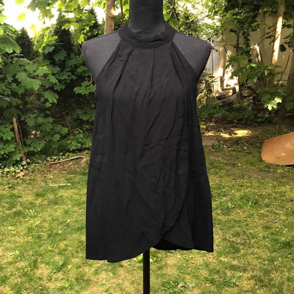 House of Three layered top